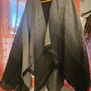 Black and White Houndstooth Poncho